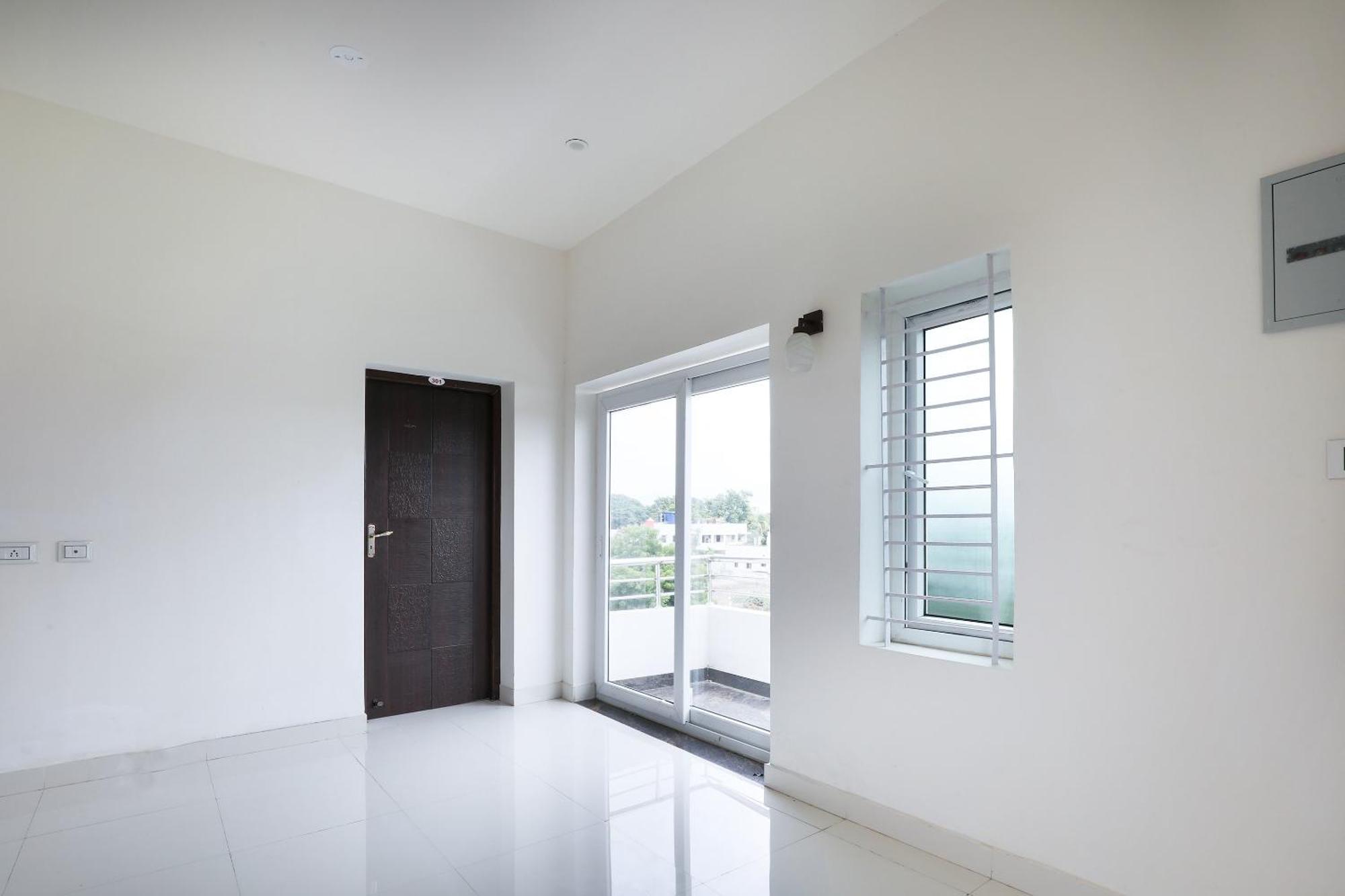 Hotel O Black Pearl Residency Pilamedu Экстерьер фото